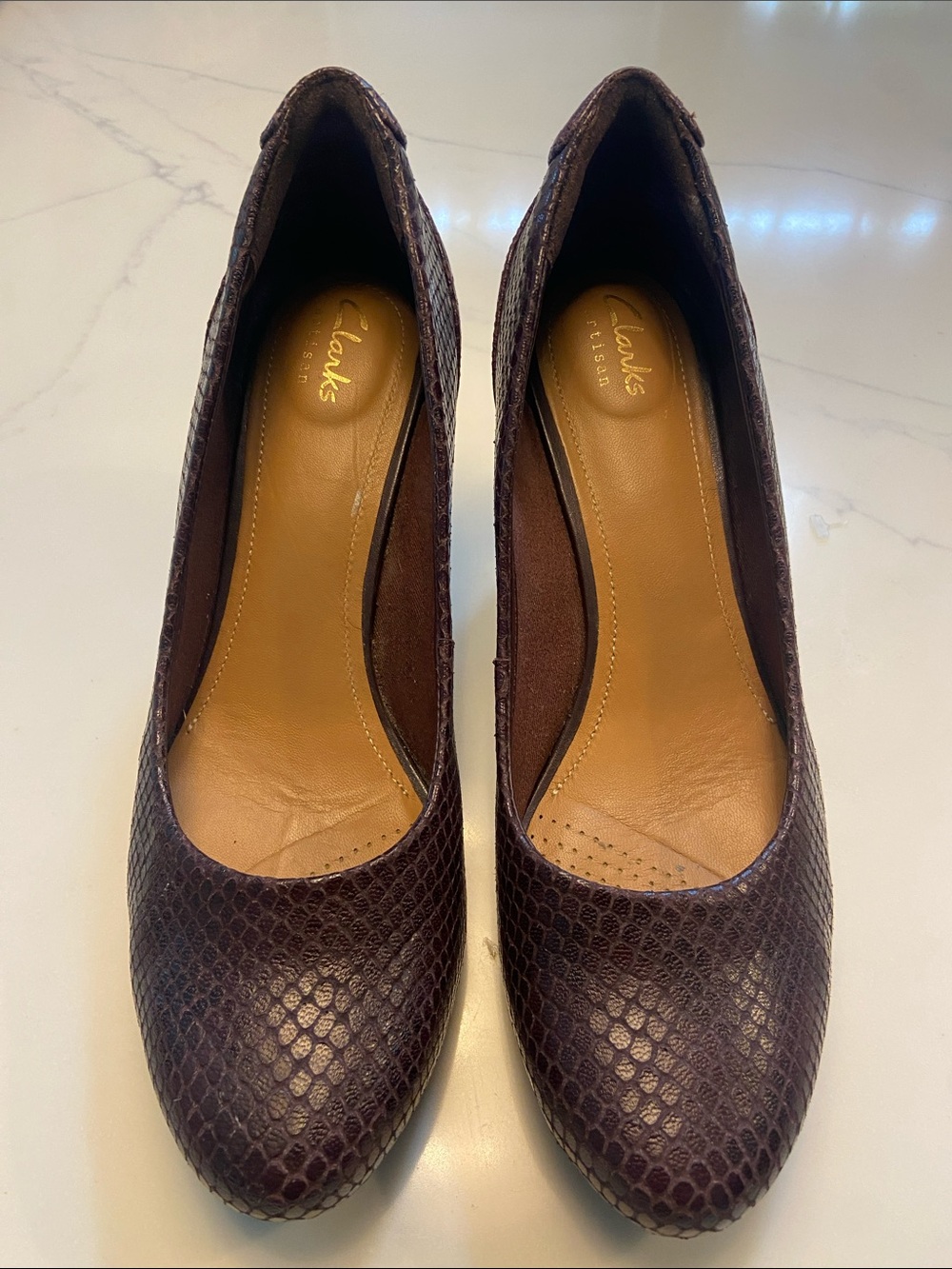 Clarks Women’s Dark Purple Textured Pump